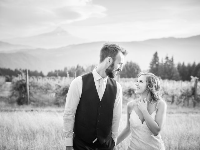 Nick and Karisa&apos;s Wedding in Portland, Oregon 108