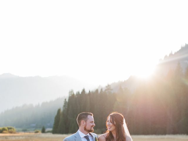 Daren and Cassandra&apos;s Wedding in Olympic Valley, California 5