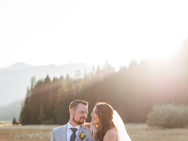 Daren and Cassandra&apos;s Wedding in Olympic Valley, California 9