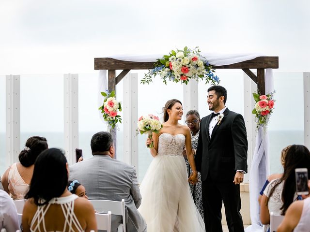 Juan and Ingrid&apos;s Wedding in Virginia Beach, Virginia 13