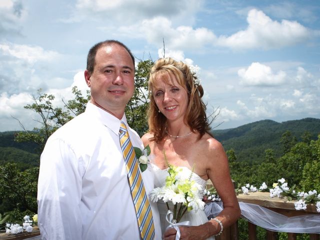 Joey and Bernice&apos;s Wedding in Gatlinburg, Tennessee 2