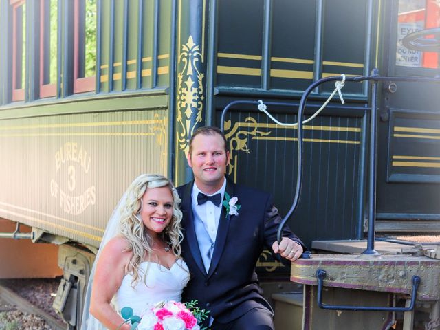 Matthew and Jennifer&apos;s Wedding in Spearfish, South Dakota 27