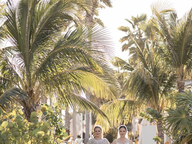 Ryan and Mariel's Wedding in Cancun, Mexico 41