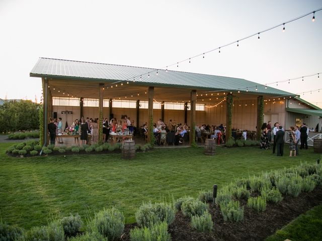 Aaron and Jacqueline&apos;s Wedding in Hood River, Oregon 94