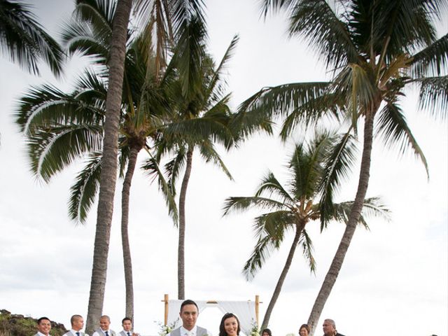 Kristina and Will&apos;s wedding in Hawaii 11