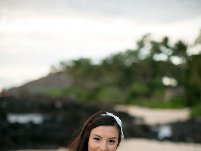 Kristina and Will&apos;s wedding in Hawaii 5
