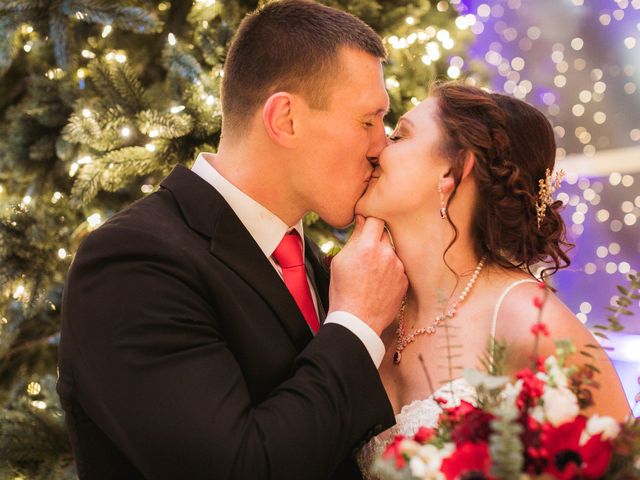Pawel and Lindsay's Wedding in Sterling Heights, Michigan 37