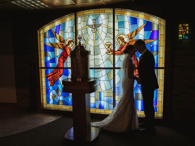 Pawel and Lindsay's Wedding in Sterling Heights, Michigan 48