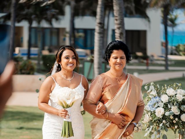 Tomcy and Jasmine&apos;s Wedding in Cancun, Mexico 44