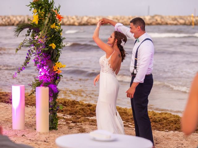 Clayton White and Brittney White&apos;s Wedding in Cancun, Mexico 39