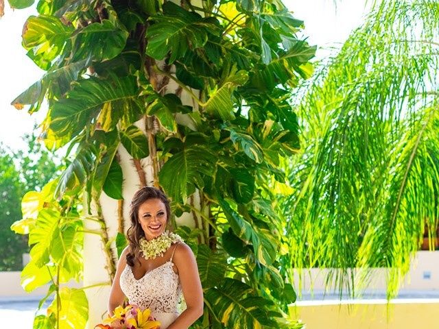 Clayton White and Brittney White&apos;s Wedding in Cancun, Mexico 43