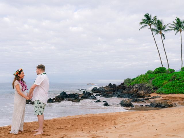 Patricia and Sebastian&apos;s Wedding in Kihei, Hawaii 8