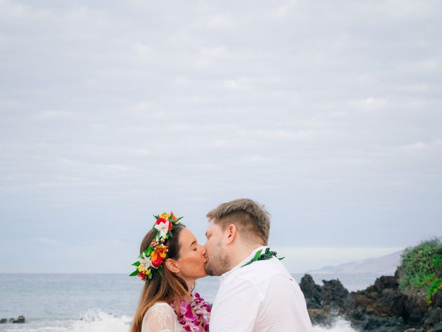 Patricia and Sebastian&apos;s Wedding in Kihei, Hawaii 13