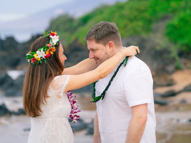 Patricia and Sebastian&apos;s Wedding in Kihei, Hawaii 38