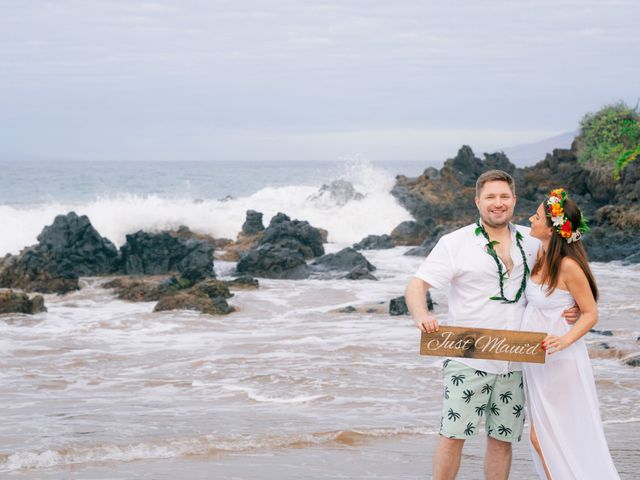 Patricia and Sebastian&apos;s Wedding in Kihei, Hawaii 68