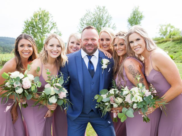 Brady and Kensey&apos;s Wedding in Salem, Oregon 65