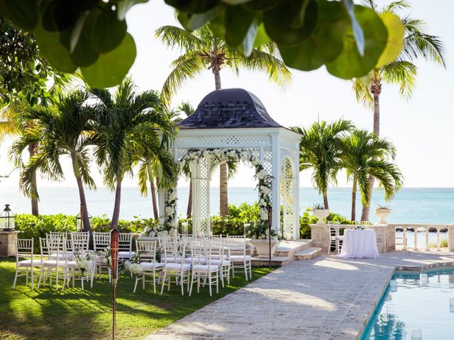 Zo Hudson and Katie&apos;s Wedding in Providenciales, Turks and Caicos 12