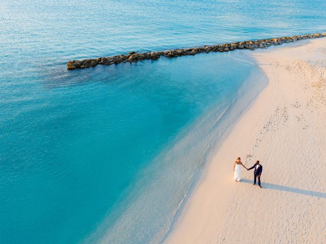 Zo Hudson and Katie&apos;s Wedding in Providenciales, Turks and Caicos 18