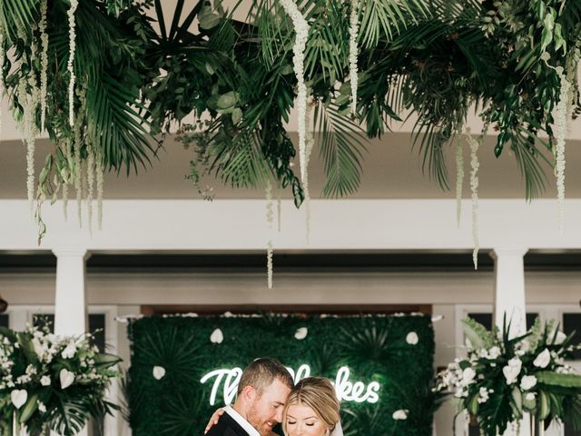 Lauren and Scott&apos;s Wedding in Kihei, Hawaii 16