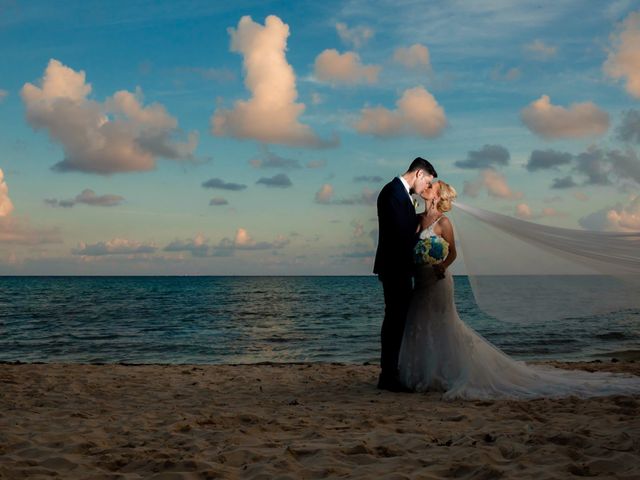Michael and Nicole&apos;s Wedding in Playa del Carmen, Mexico 21