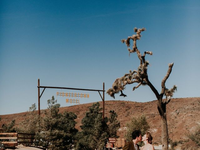 Tommy and Beckie&apos;s Wedding in Pioneertown, California 10