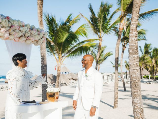 Shronda and Darren&apos;s Wedding in Punta Cana, Dominican Republic 60