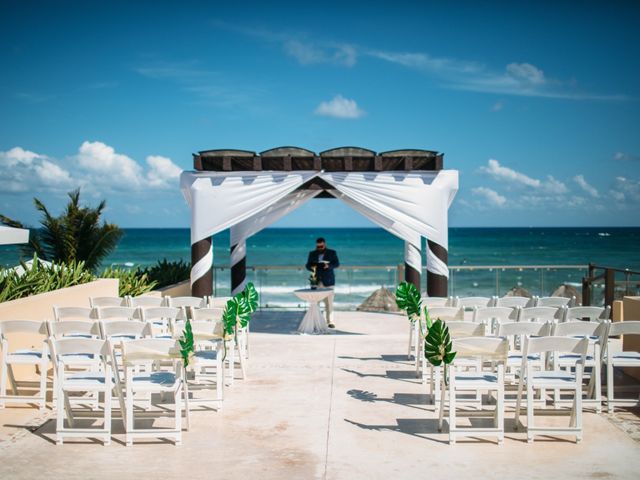 Erin and Karl&apos;s Wedding in Cancun, Mexico 33