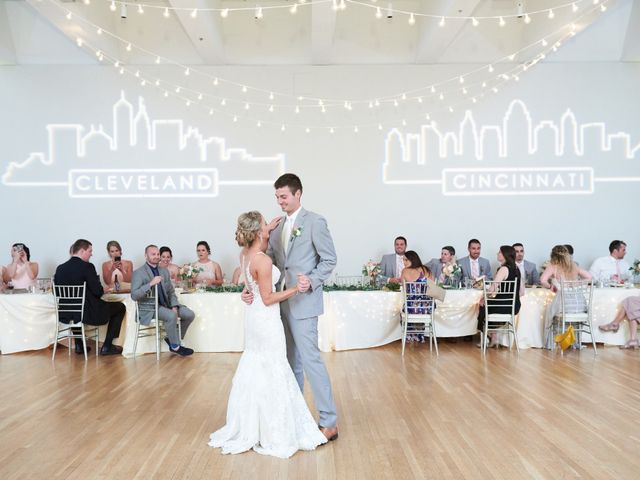 Brad and Lauren&apos;s Wedding in Cincinnati, Ohio 5