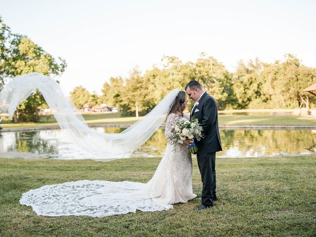 Joseph and Crystal&apos;s Wedding in Cypress, Texas 6