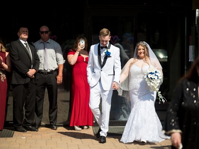 Joseph and Samantha&apos;s Wedding in East Stroudsburg, Pennsylvania 16