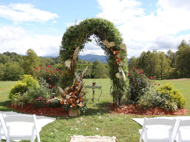Justin and Ellie&apos;s Wedding in Morganton, North Carolina 25