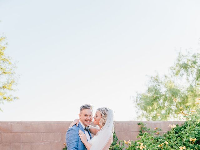 Philip and Jessica&apos;s Wedding in Lake Powell, Utah 6