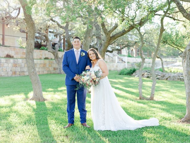 Jordan and Emily&apos;s Wedding in New Braunfels, Texas 32