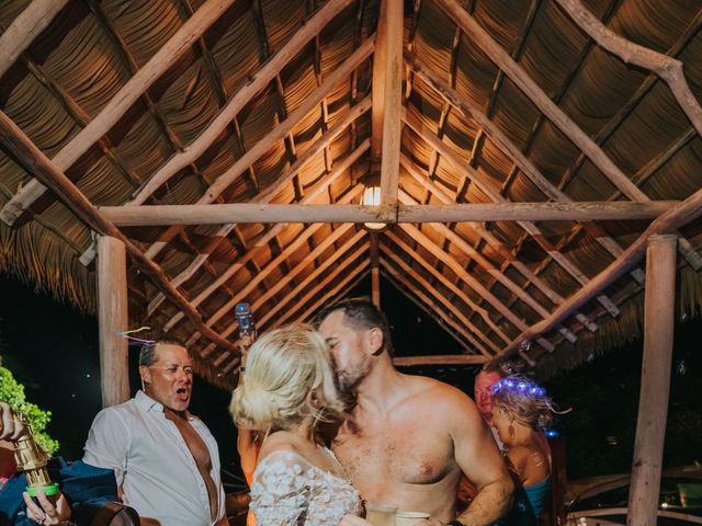 Brook and Meagan&apos;s Wedding in Oranjestad, Aruba 22