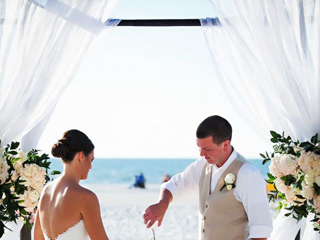 Kourtney and Stacy&apos;s Wedding in Clearwater Beach, Florida 12