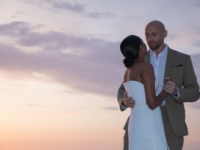 David and Sheri&apos;s Wedding in Santorini, Greece 27
