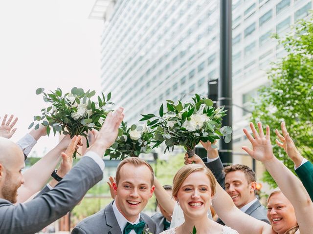 John and Laura&apos;s Wedding in Des Moines, Iowa 8