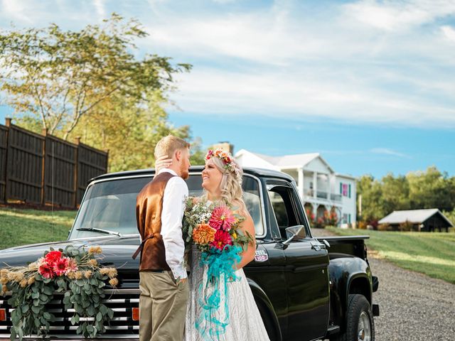 Hunter and Carson&apos;s Wedding in Asheville, North Carolina 70