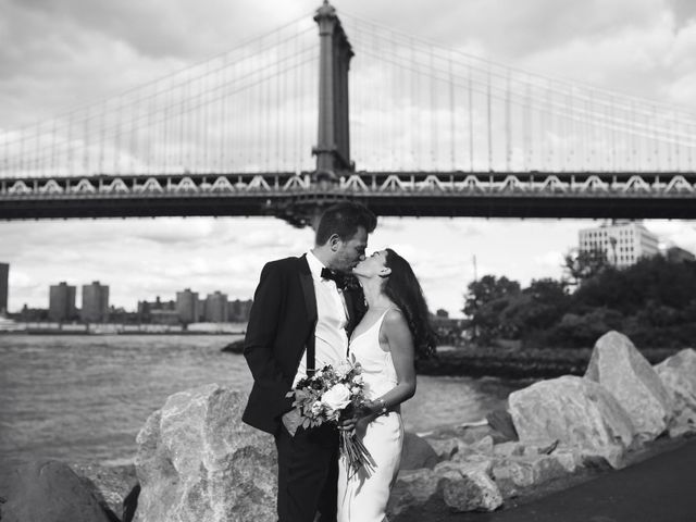 Leandro and Jenette&apos;s Wedding in New York, New York 24