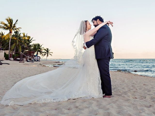 Noah and Avery&apos;s Wedding in Cancun, Mexico 25