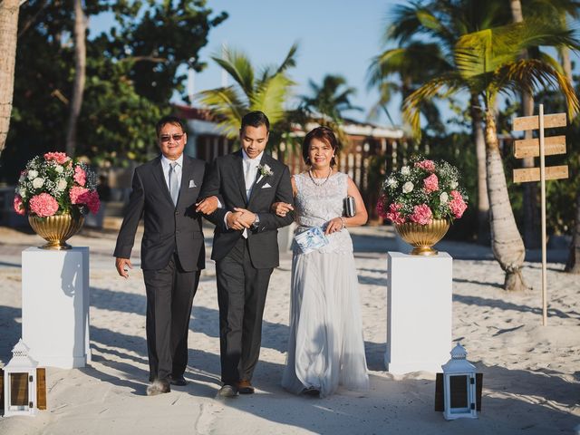 Keith and Joanne&apos;s Wedding in Oranjestad, Aruba 40