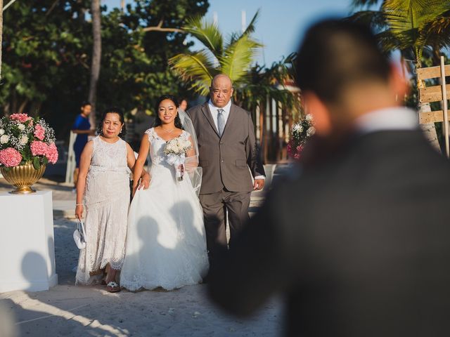 Keith and Joanne&apos;s Wedding in Oranjestad, Aruba 42