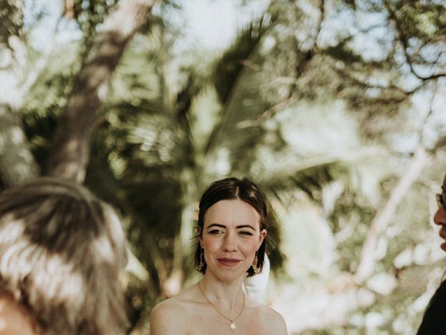 Alex and Chloe&apos;s Wedding in Captain Cook, Hawaii 19