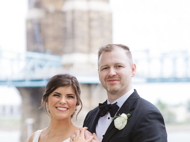 Michael and Madison&apos;s Wedding in Cincinnati, Ohio 20