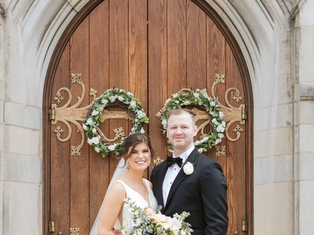 Michael and Madison&apos;s Wedding in Cincinnati, Ohio 32