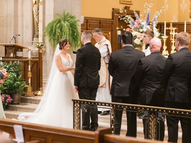 Michael and Madison&apos;s Wedding in Cincinnati, Ohio 40