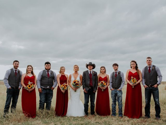 Reed and Leean&apos;s Wedding in Thrall, Texas 18