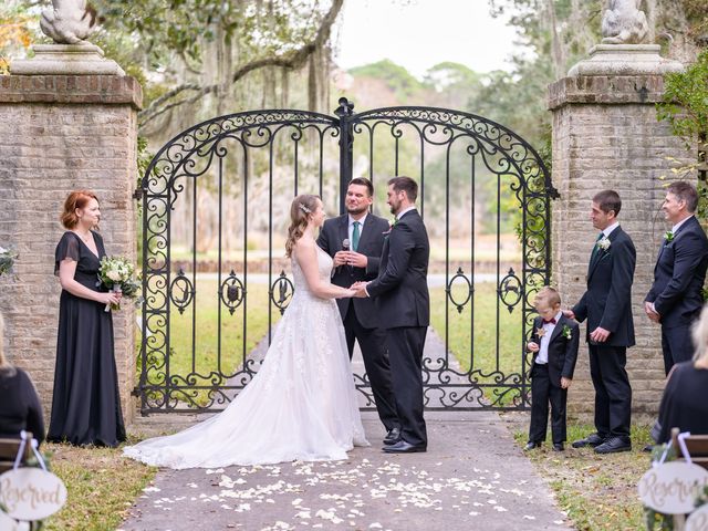 Hunter and Riley&apos;s Wedding in Murrells Inlet, South Carolina 38