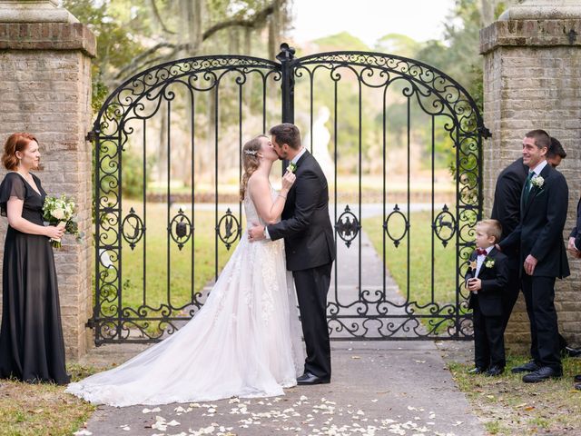 Hunter and Riley&apos;s Wedding in Murrells Inlet, South Carolina 45