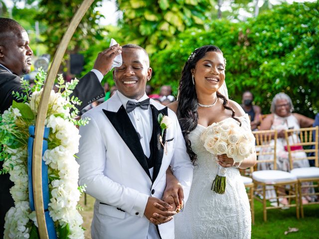Jevaughn and Laffaine&apos;s Wedding in Montego Bay, Jamaica 11